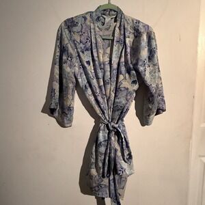August Silk Women's Sz. S Silk Robe Short Sleeve Blue Floral Kimono Pocket